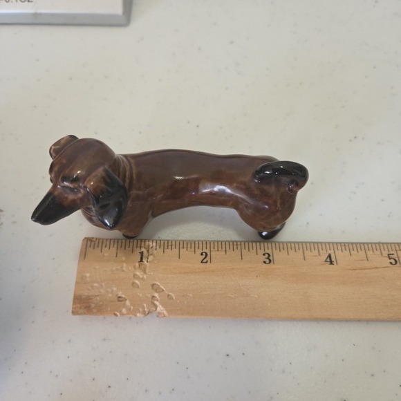 VINTAGE SHORT-TAILED DOXIE DACHSHUND Weiner Dog PORCELAIN DOG FIGURINE - JAPAN - Picture 9 of 10